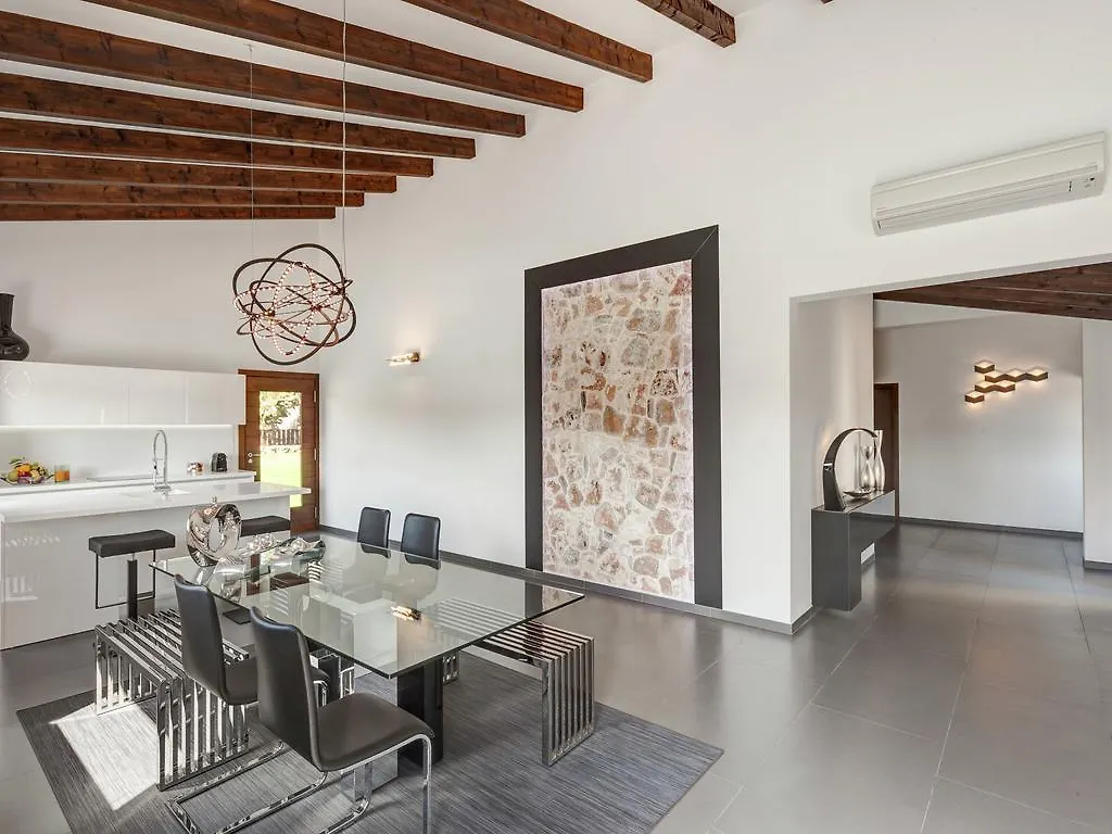 Belvilla By Oyo Calet Muro 0*,  Spain